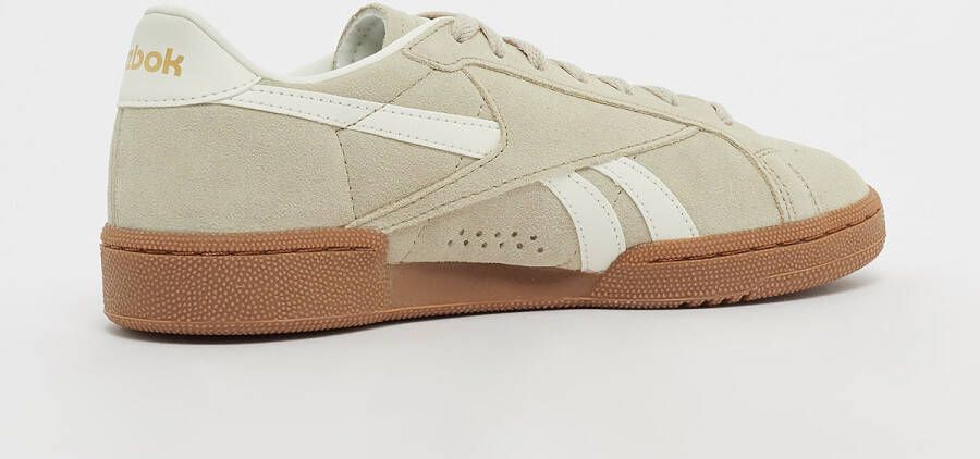 Reebok Club C Grounds Uk Club C in beige formaten: 37