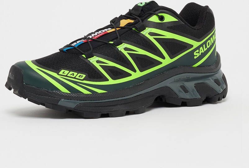 Salomon XT-6 black ponderosa pine green gecko Lifestyle in zwart formaten: 36.666