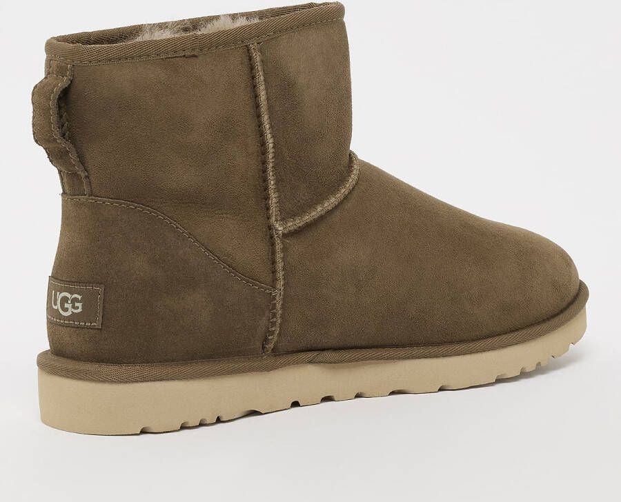 Ugg Classic Mini hickory Boots in bruin formaten: 44