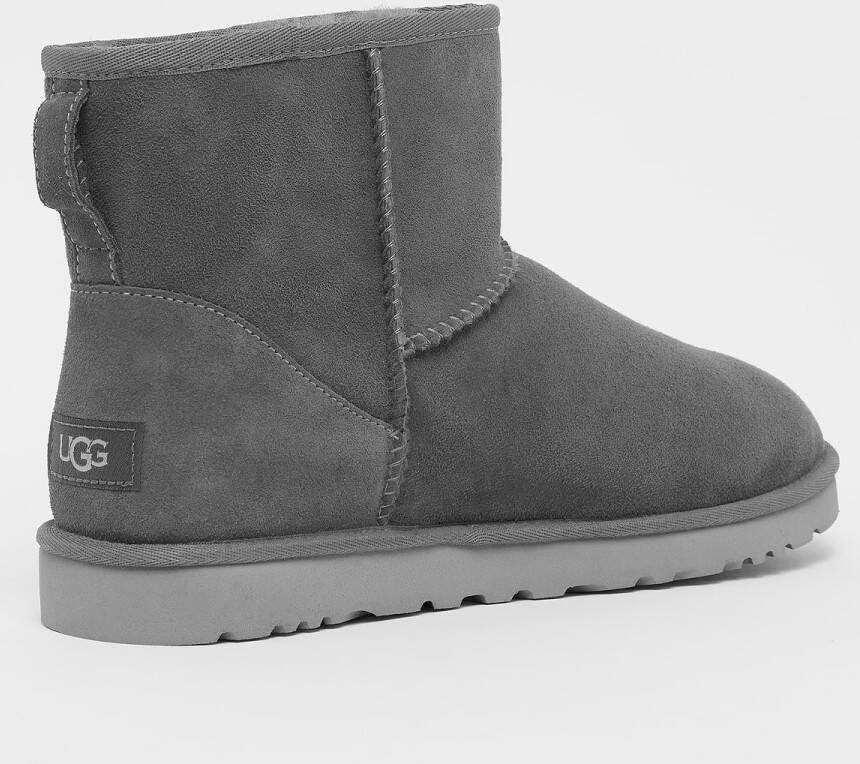 Ugg Classic Mini in grijs formaten: 40