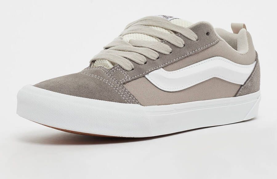 Vans Knu Skool in beige formaten: 41