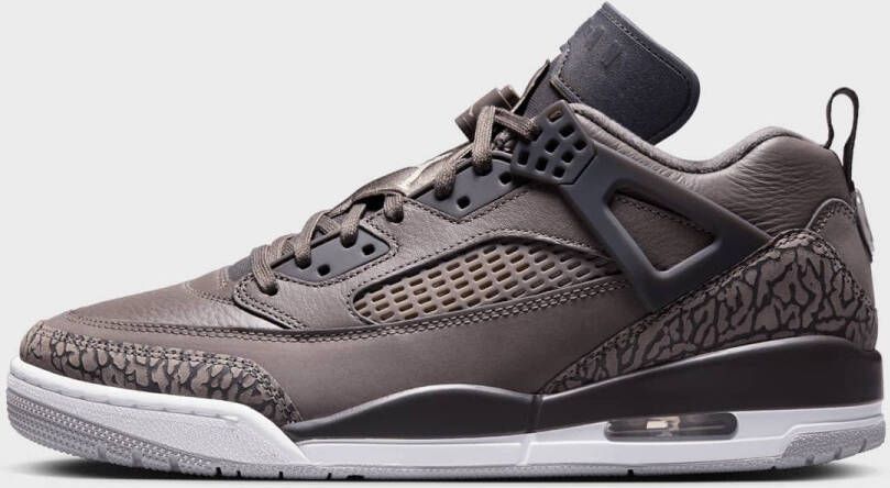 Jordan Spizike Low Basketball in bruin formaten: 47.5