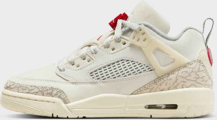 Jordan Spizike Low (GS) Basketball in beige formaten: 38.5