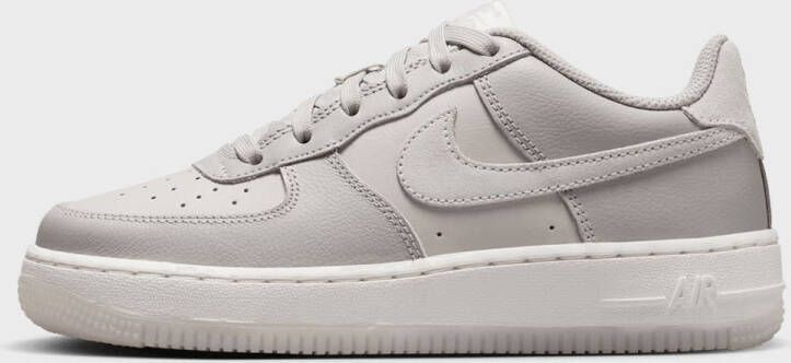 Nike Air Force 1 LV8 2 (GS) in grijs formaten: 36