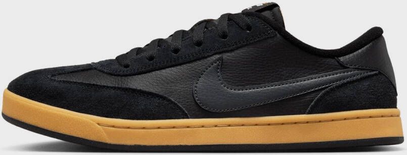 Nike SB FC Classic Skate in zwart formaten: 42.5