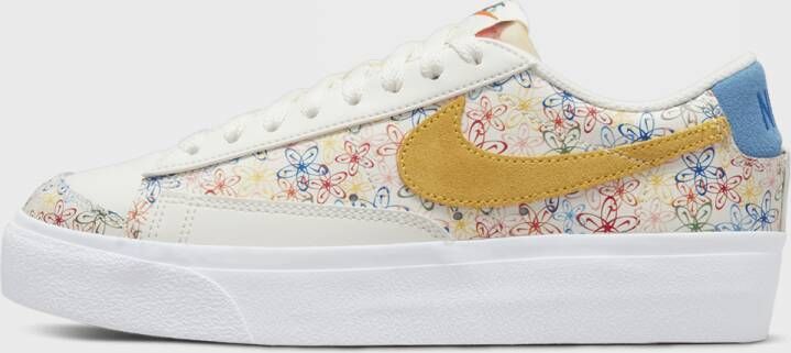 Nike WMNS Blazer Low Platform