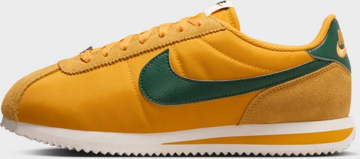 Nike WMNS Cortez in Geel