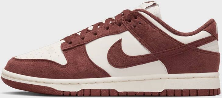 Nike WMNS Dunk Low Dunk in rood formaten: 36.5