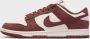 Nike WMNS Dunk Low Dunk in rood formaten: 38.5 - Thumbnail 6