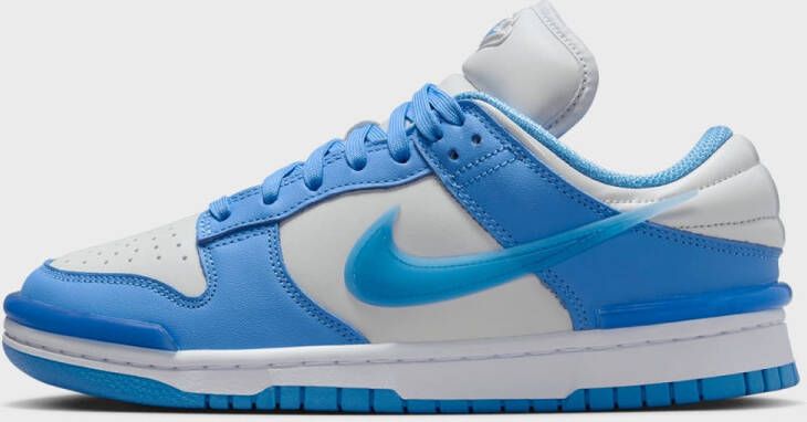 Nike WMNS Dunk Low Twist in blauw formaten: 38