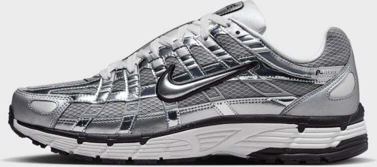 Nike WMNS P-6000 in zilver formaten: 38