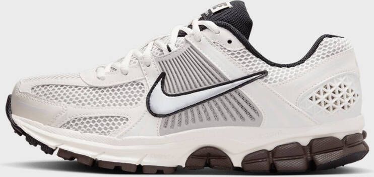 Nike WMNS Zoom Vomero 5 in wit formaten: 39