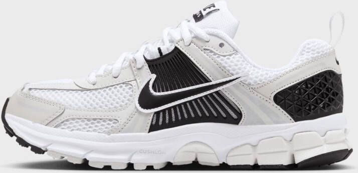 Nike Zoom Vomero 5 (GS) Lifestyle in wit formaten: 36.5