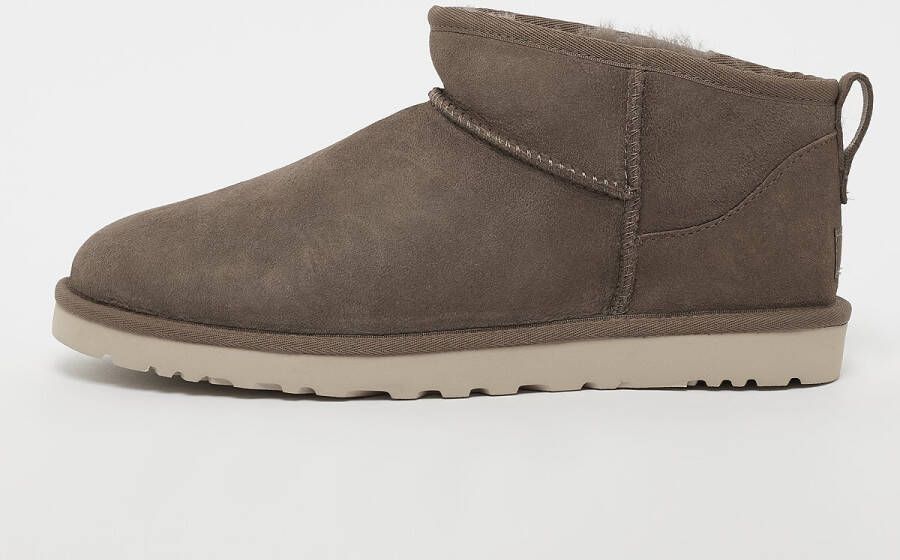 Ugg M Classic Ultra Mini Boots in bruin formaten: 43