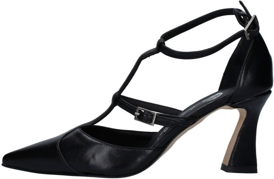 Andrea Pinto Pumps 714