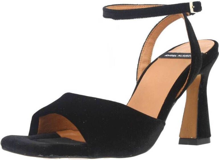 Angel Alarcon Pumps CARINE