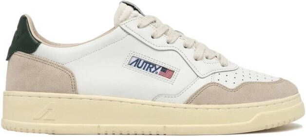 Autry Lage Sneakers Medalist Low White Mountain