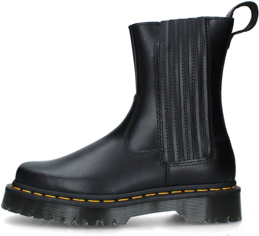 Dr. Martens Enkellaarzen AMAAYAH-LO