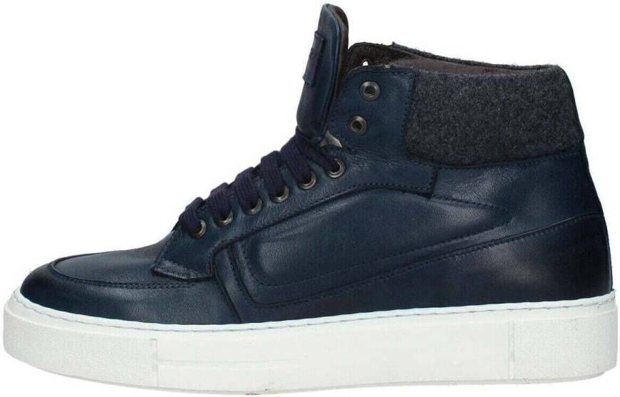 Exton Sneakers