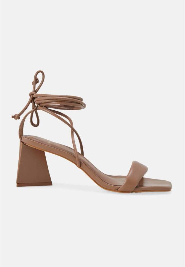 Mangará Sandalen Caúna Strappy Sandals Heels