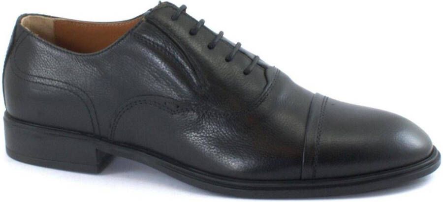 NeroGiardini Klassieke Schoenen NGU-E23-02750-100