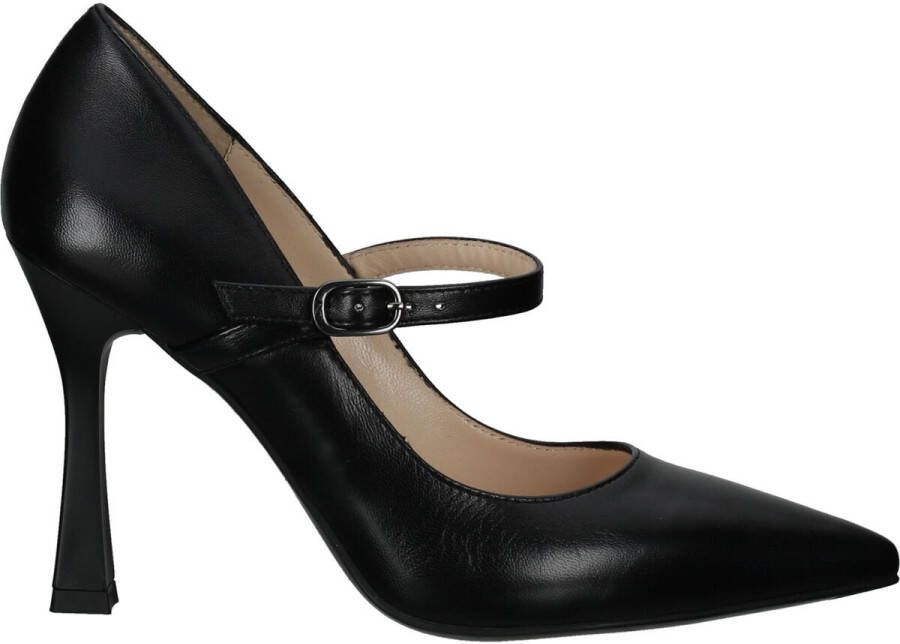 NeroGiardini Pumps