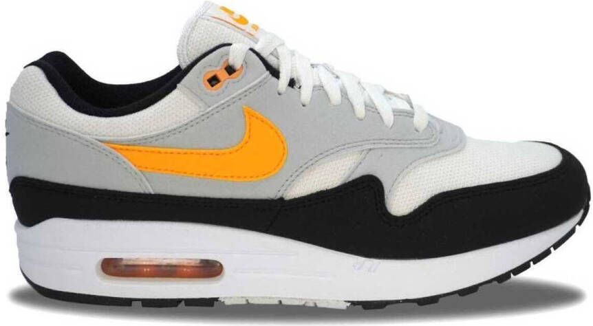 Nike Lage Sneakers Air Max 1 White University Gold