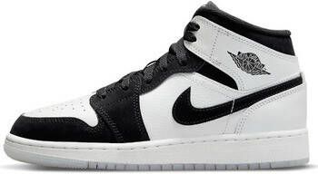 Nike Sneakers Air Jordan 1 Mid Diamond Shorts