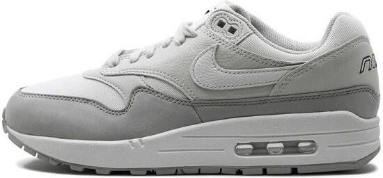 Nike Sneakers Air Max 1 '87 LX Light Smoke Grey