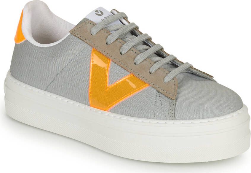 Victoria Lage Sneakers