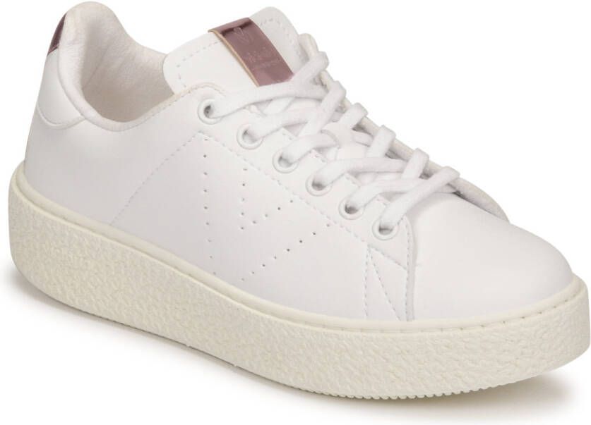 Victoria Lage Sneakers TRIBU