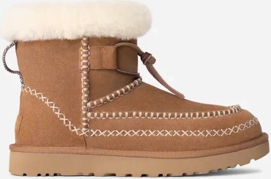 Ugg Classic Mini Alpine-laars in Brown