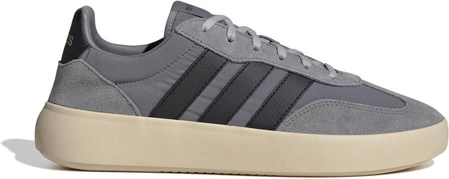 Adidas Sportswear Sneakers van een mix van leer en textiel model 'BARREDA DECODE'