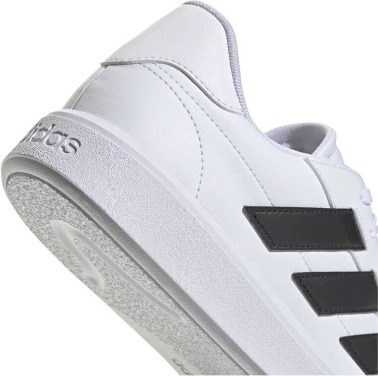 adidas Sportswear Courtblock sneakers wit zwart