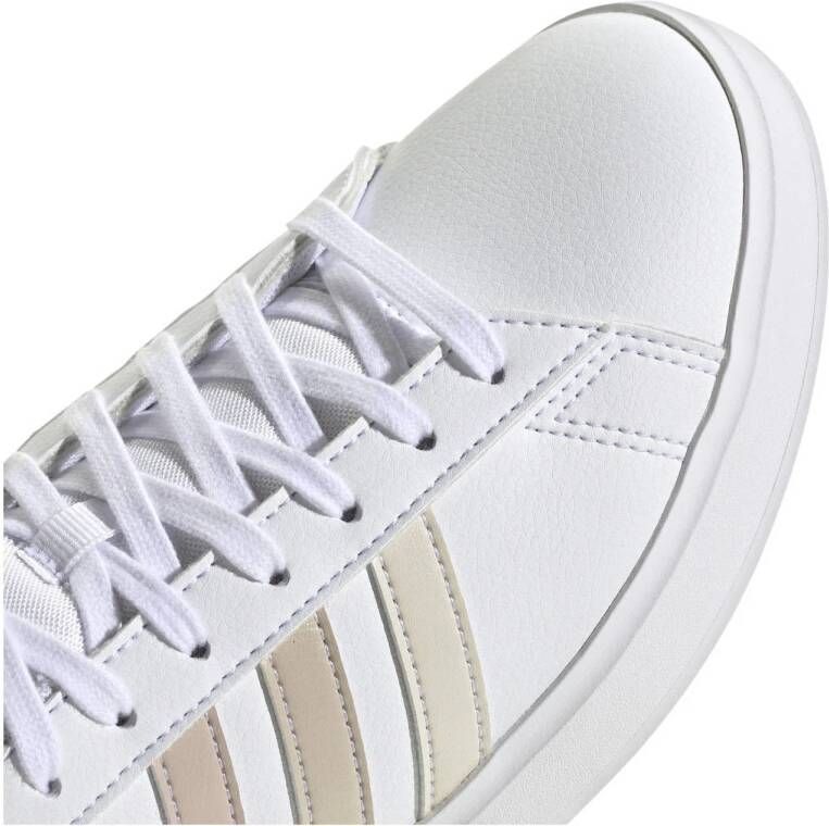 adidas Sportswear Grand Court 2.0 sneakers wit metallic beige