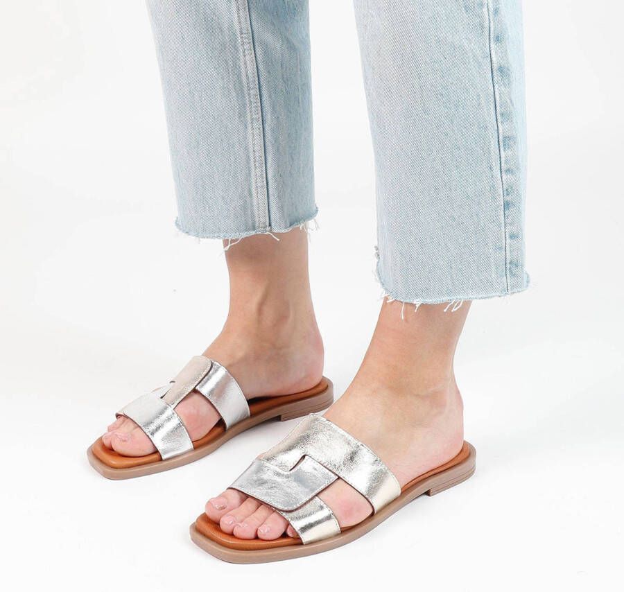 Manfield leren slippers goud zilver