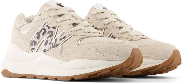 New Balance 57 40 sneakers beige zwart wit