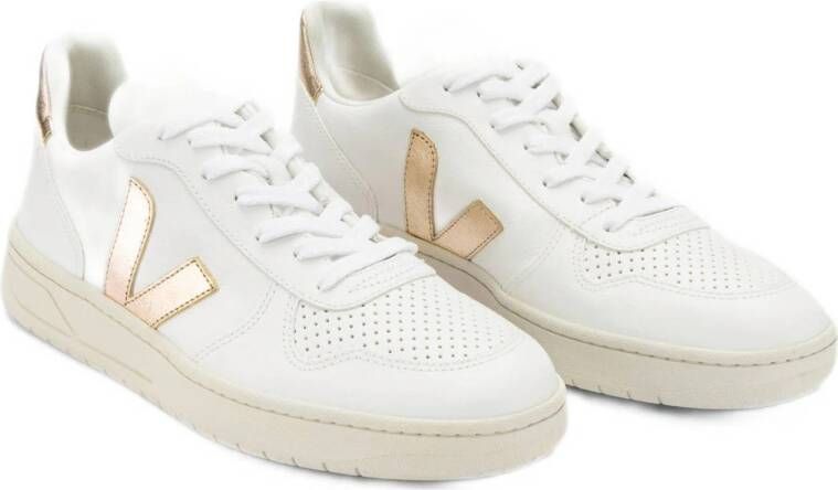 Veja V-10 leren sneakers wit