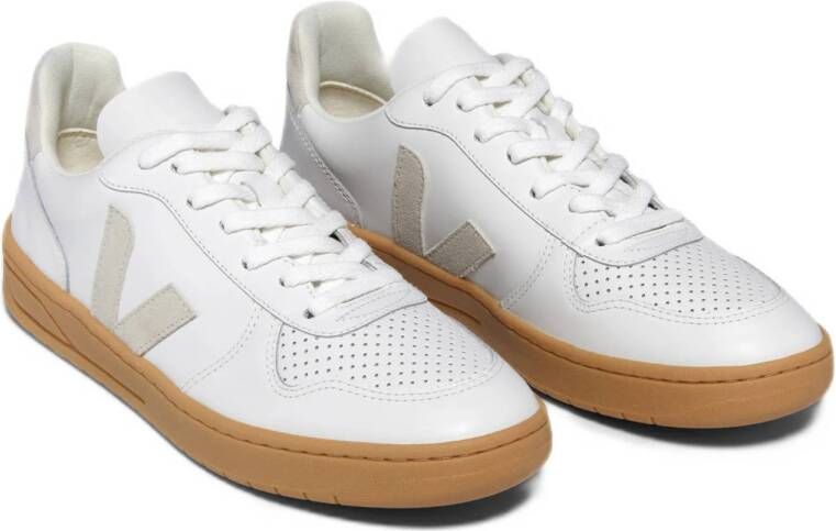 Veja V-10 leren sneakers wit beige