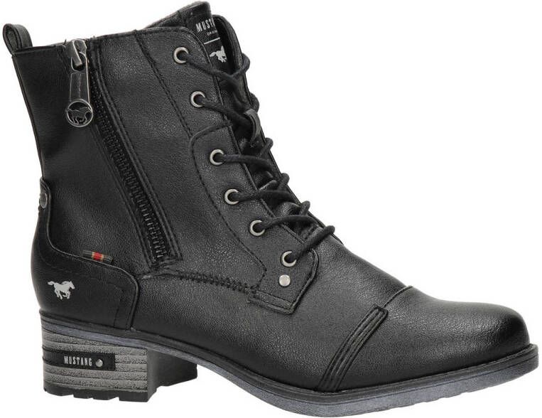 Mustang Stijlvolle zwarte veterschoenen voor dames Black Dames