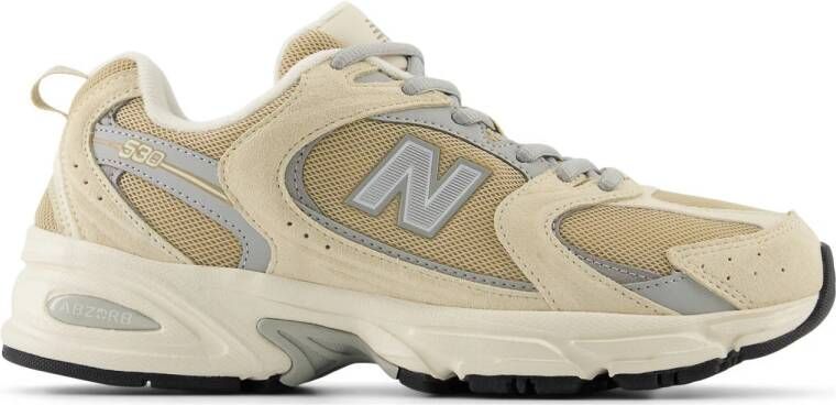 New Balance Stijlvolle Sneakers met Stoffen Bovenwerk Beige