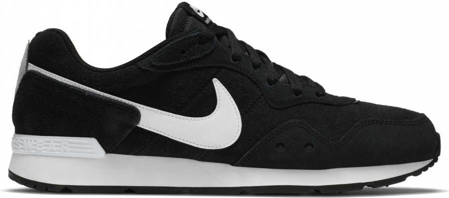 Nike Venture Runner Suede CQ4557 001 Zwart Sneakers - Schoenen.nl