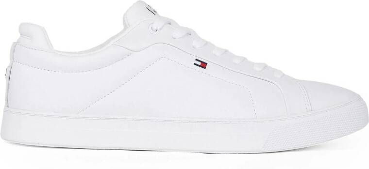 Tommy Hilfiger Plateausneakers ICON COURT LTH FLAG ESS vrijetijdsschoen lage schoen veterschoen met kleine logovlag