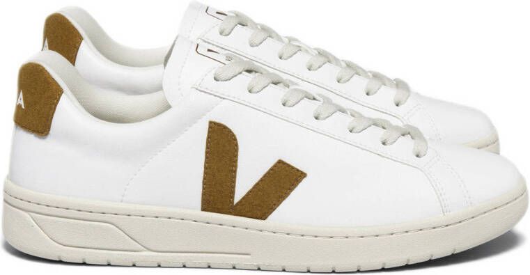 VEJA Lage Sneakers Urca Maat: 41 Materiaal: Leatherlook Kleur: Wit