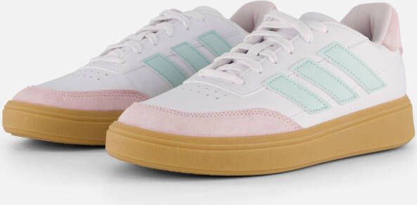 Adidas Courtblock Sneakers wit Imitatieleer