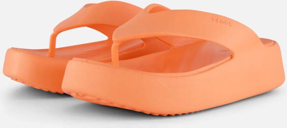 Crocs Teenslippers Getaway Platform Flip plateau zomerschoen pantoffels met modieuze plateauzool