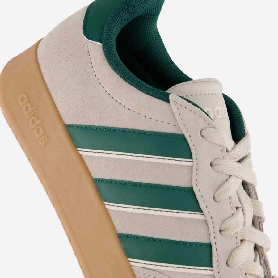 Adidas Barreda Sneakers beige Suede