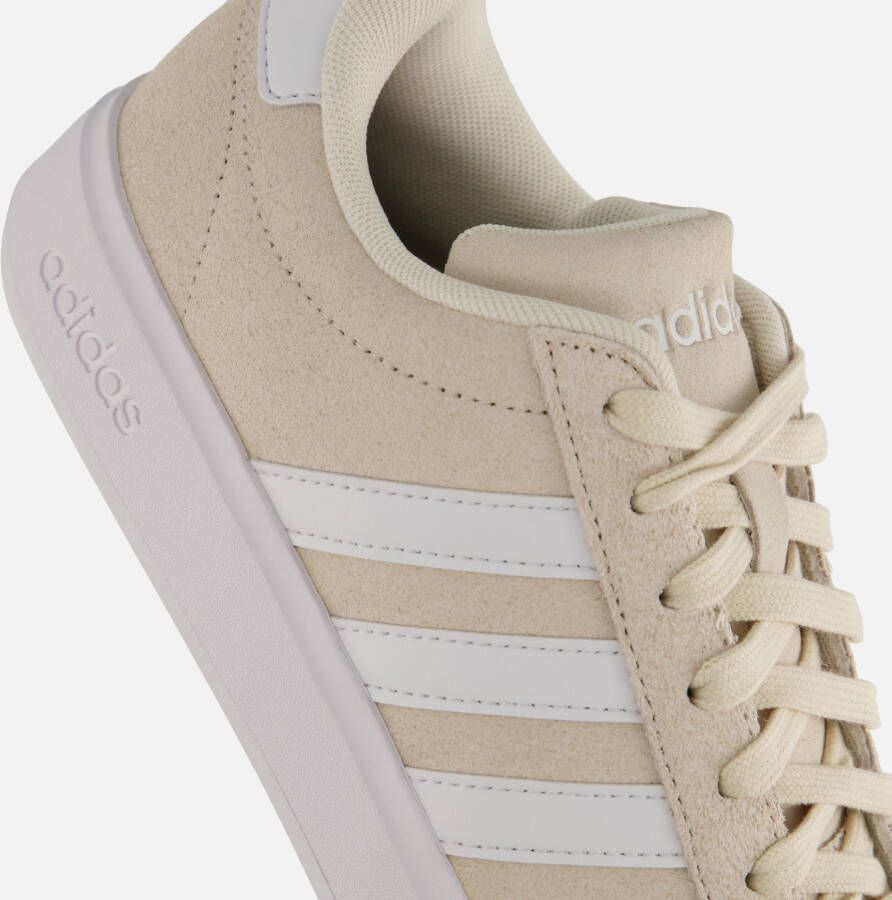 Adidas Grand Court 2.0 Sneakers beige Suede