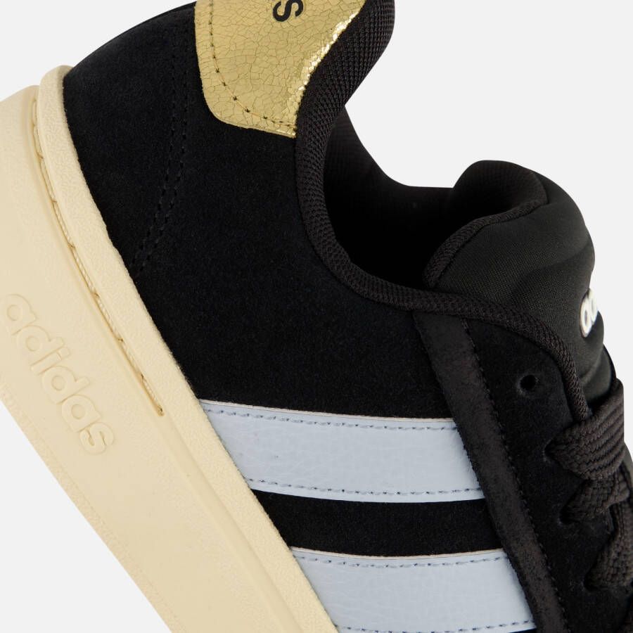 Adidas Grand Court Alpha Sneakers zwart Suede