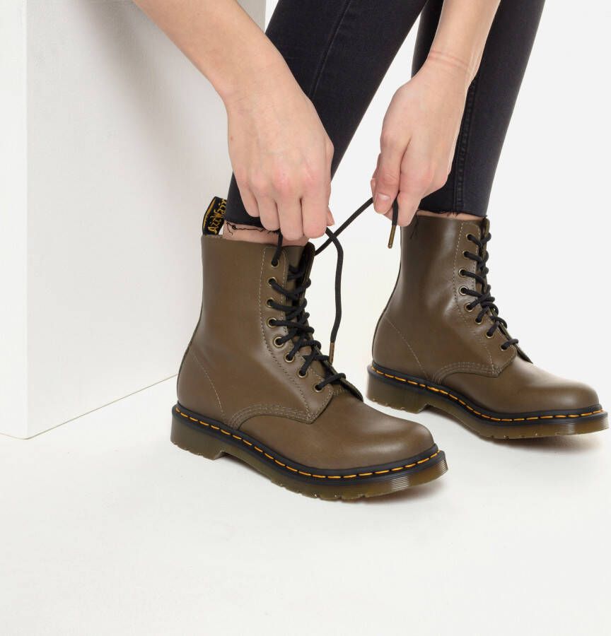 Dr. Martens 1460 Pascal veterboots groen Leer